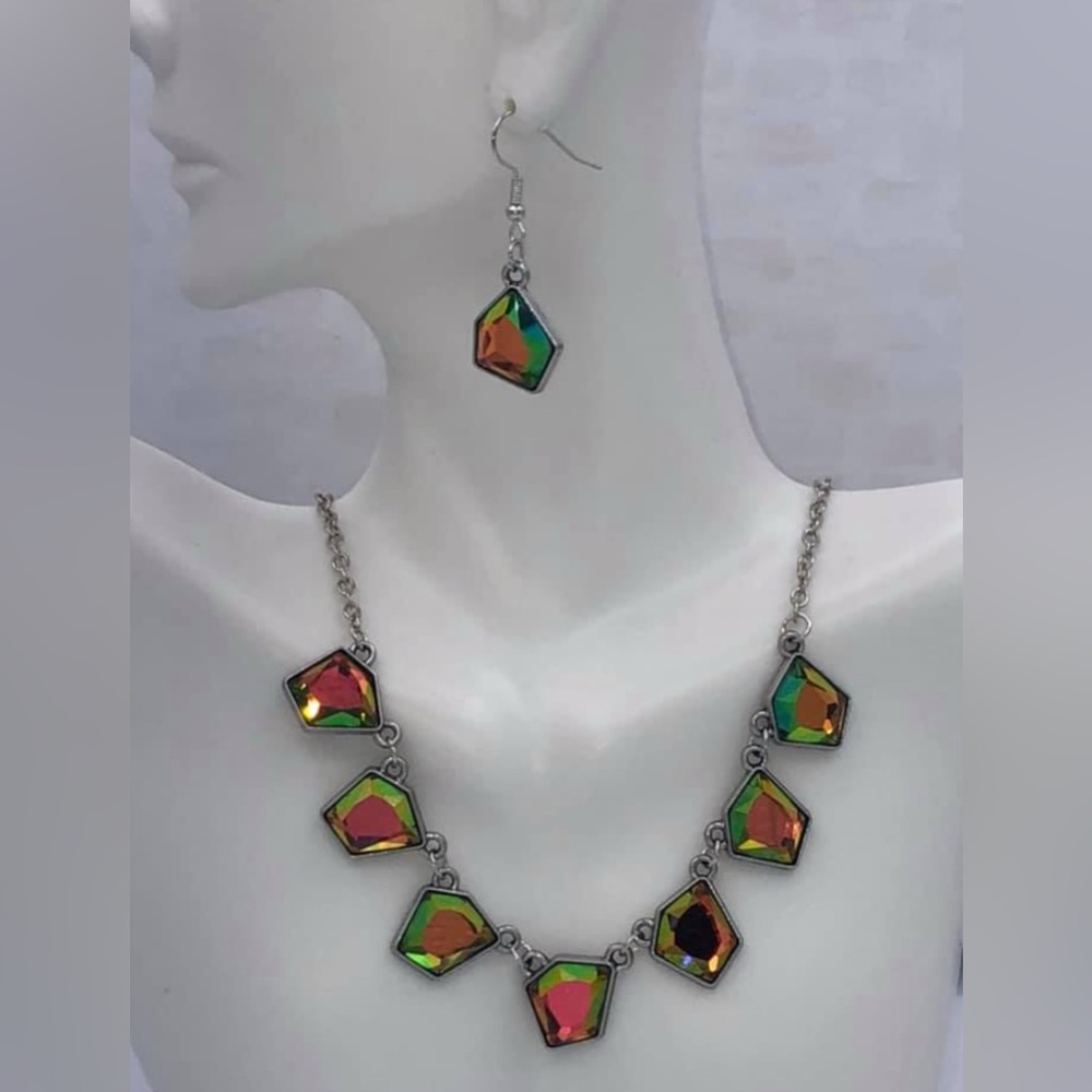 Paparazzi Experimental Edge Geometric Necklace and Earring Set